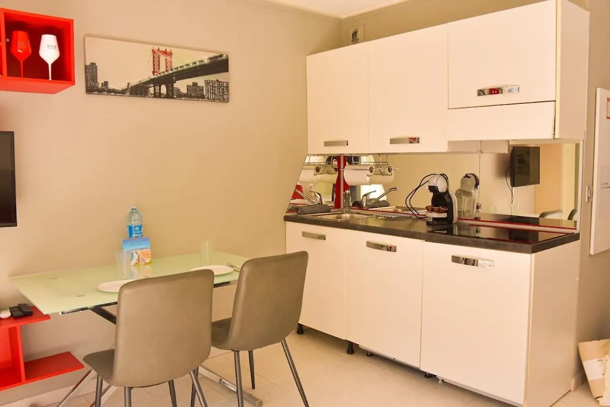 Studio Avec Terrasse A Nice Apartment